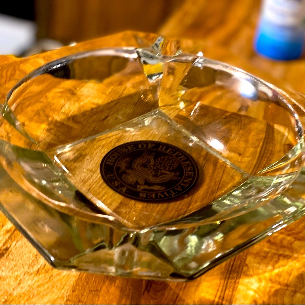 Large cigar ashtray from the United States House of Representatives.